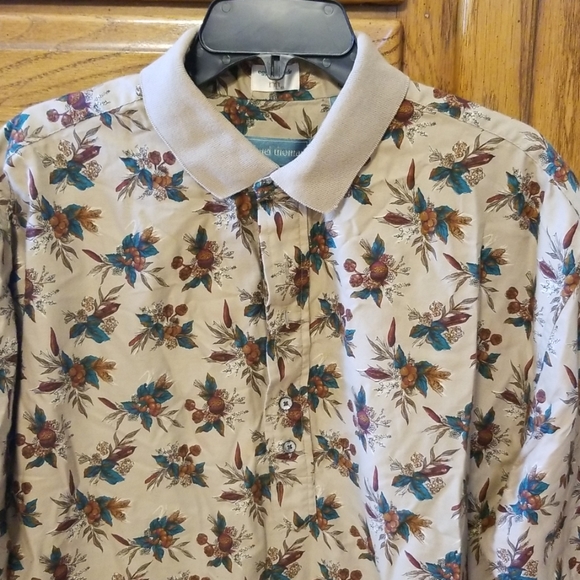 Men's Casual Shirt - Picture 1 of 3